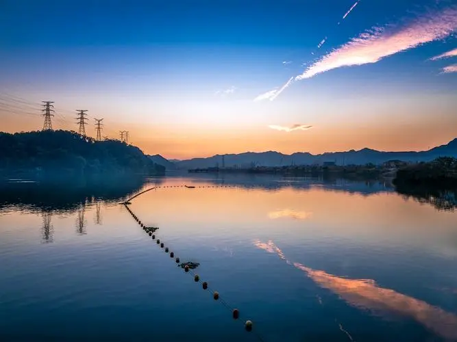 创新工业